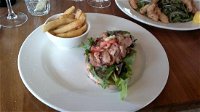 Waves Cafe Bar and Restaurant - Port Augusta Accommodation