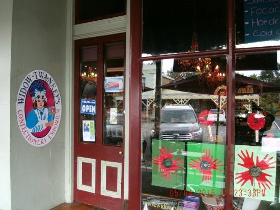 Widow Twankey's Cafe - Food Delivery Shop