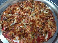 Lakes Pizza  Fish 'n' Chips - Accommodation Australia