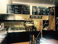 Paradise Point Cafe  Takeaway - New South Wales Tourism 