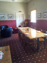 The Border Inn - Lightning Ridge Tourism