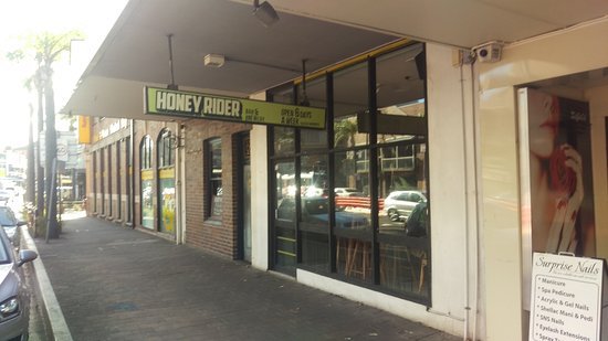 Honey Rider Bar - Mackay Tourism 0