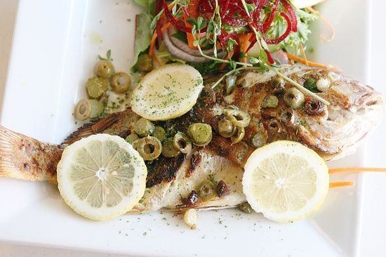 Manly Fish Cafe - Mackay Tourism 0