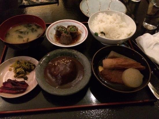 Mihana Dining & Sake Bar - Restaurant Guide 0