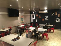 Mamma Della Pizza - Geraldton Accommodation