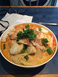 The Best Noodle Inn - eAccommodation