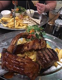 Mike's Grill  Bar - South Australia Travel