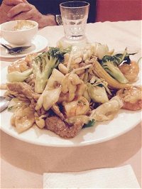 Golden Pond Chinese Restaurant - Tourism Listing