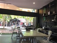 Harvest Urban Fresh Cafe - Pubs and Clubs