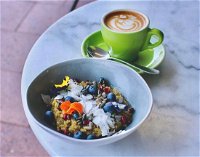 MR O Kitchen Espresso Grocer - Tourism Brisbane