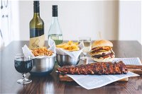 Ribs and Burgers - Tourism TAS