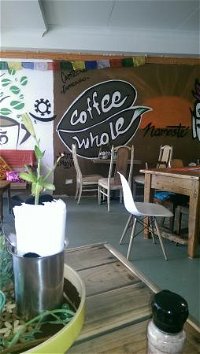 Coffee Whole - Mount Gambier Accommodation