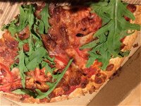 Crust Gourmet Pizza Bar Terrigal - WA Accommodation