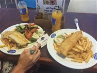Fishbonez Cafe  Takeaway - Tourism Bookings WA