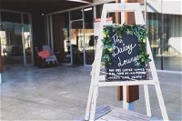 The Daisy Lounge - Tourism Caloundra