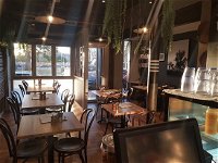 Cafe Amoeba - Victoria Tourism