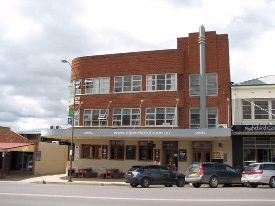 The Alpine Hotel Restaurant Cooma - Northern Rivers Accommodation
