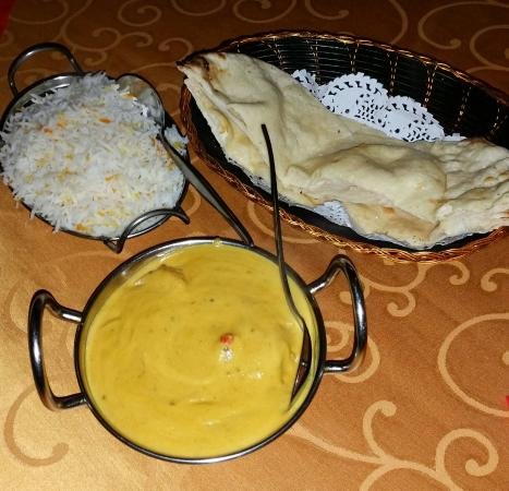 Bollywood Indian Restaurant - Accommodation BNB