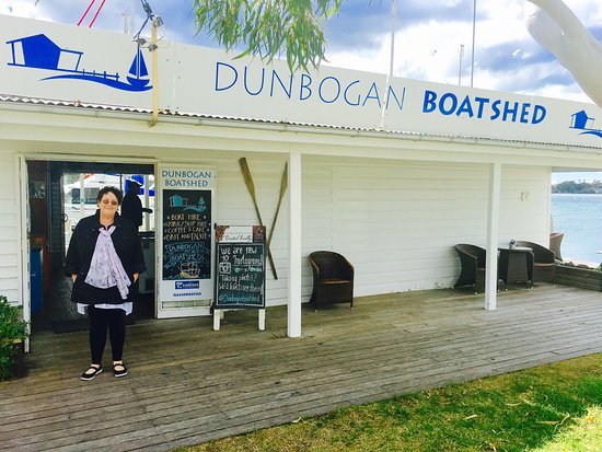 Dunbogan Boat Shed - Food Delivery Shop
