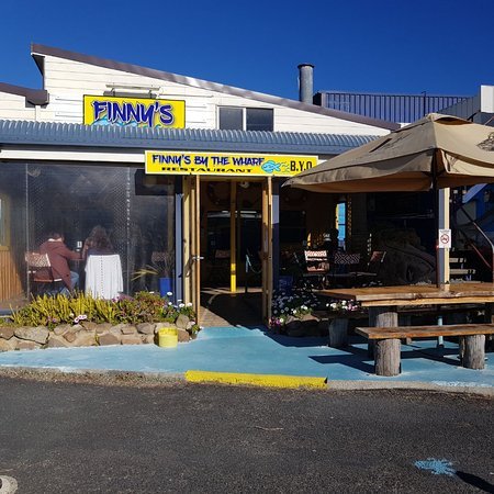Finny's By The Wharf - Broome Tourism