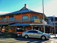 The Corner at Moruya - Accommodation Main Beach