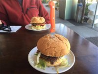 Thunderbolts Cafe  Takeaway - Pubs Sydney