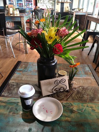 Dusty Beans Cafe - New South Wales Tourism 