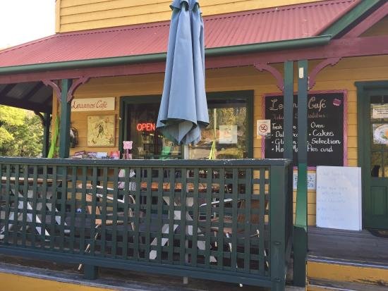 Leanne's Cafe - New South Wales Tourism 