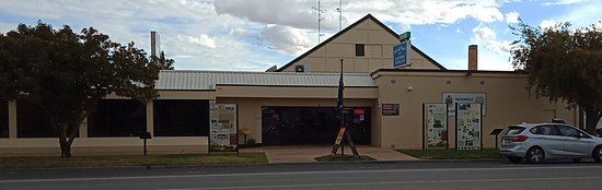 Balranald Ex-Services Club - Northern Rivers Accommodation