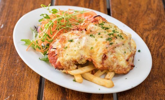 Moonee Beach Tavern - New South Wales Tourism 