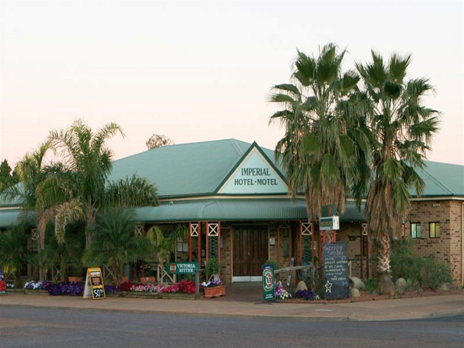 Imperial Hotel Motel Quilpie - Food Delivery Shop