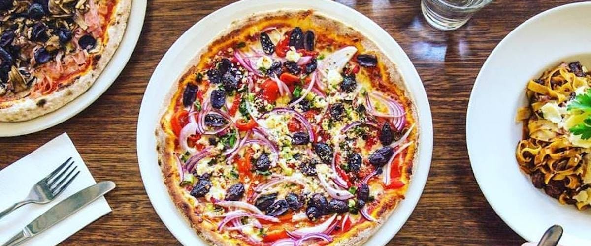 Pizza E Vino - Australia Accommodation