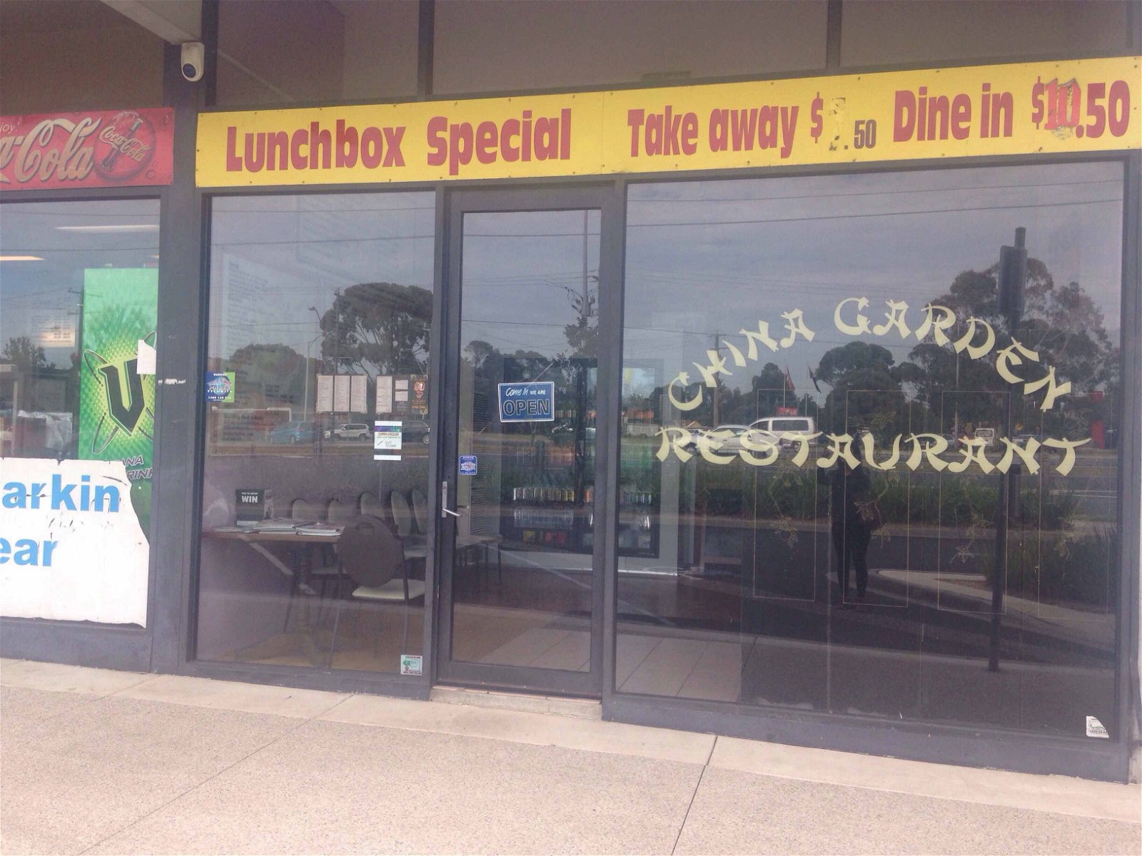 Seaford Takeaway and Seaford  Restaurant Canberra