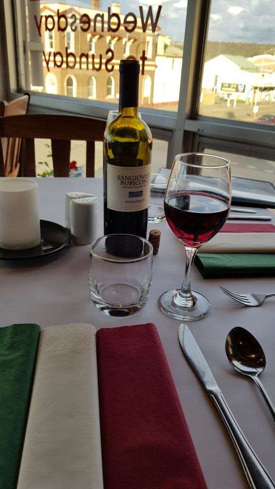 La Casa Italian Restaurant - Australia Accommodation