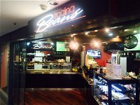 Una's Caf  Restaurant - Casino Accommodation