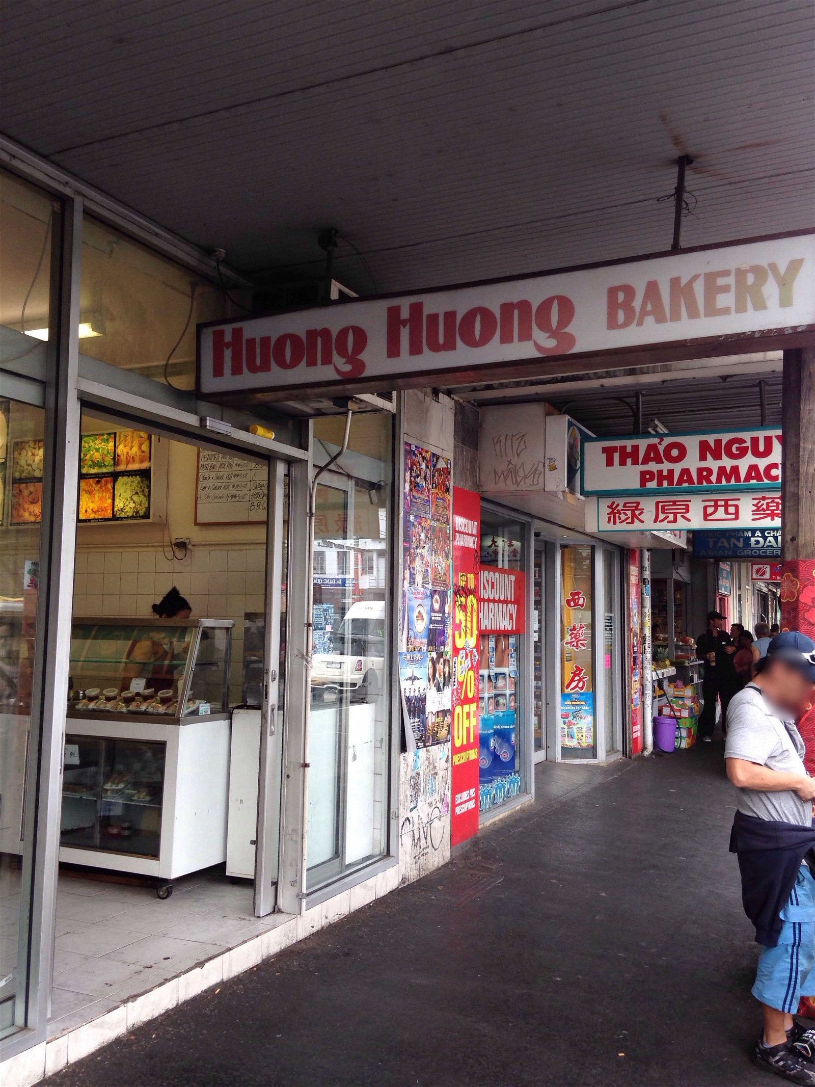 Huong Huong Bakery - Australia Accommodation