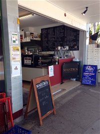North Curl Curl Take Away Food - Pubs and Clubs