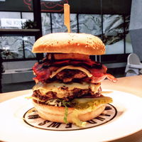 Andrew's Hamburgers - Albert Park - Restaurant Canberra