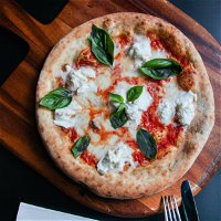 Fratelli Famous Pizzeria - Penrith - Restaurant Find