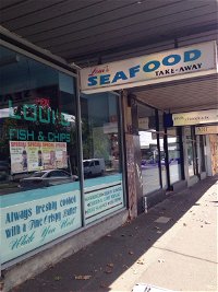 Loui's Seafood - Holiday Find