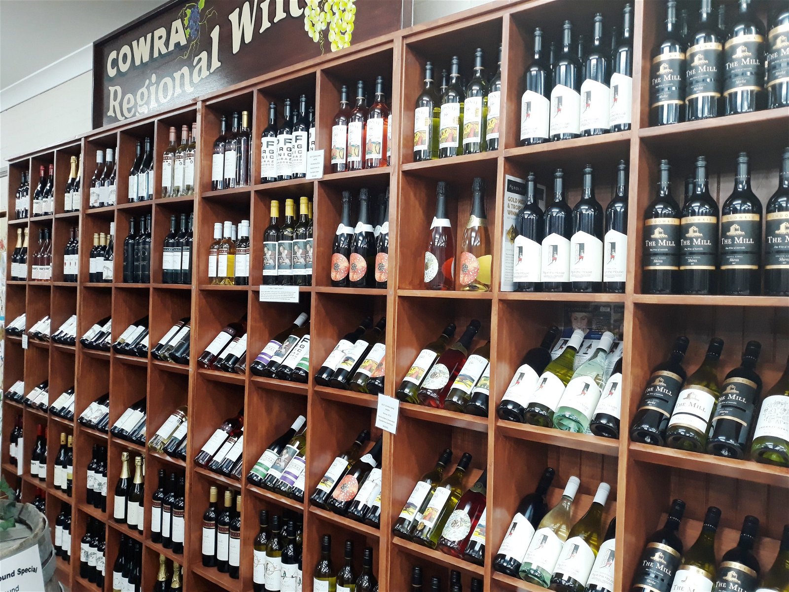 Cowra Visitor Information Centre Wine Selection