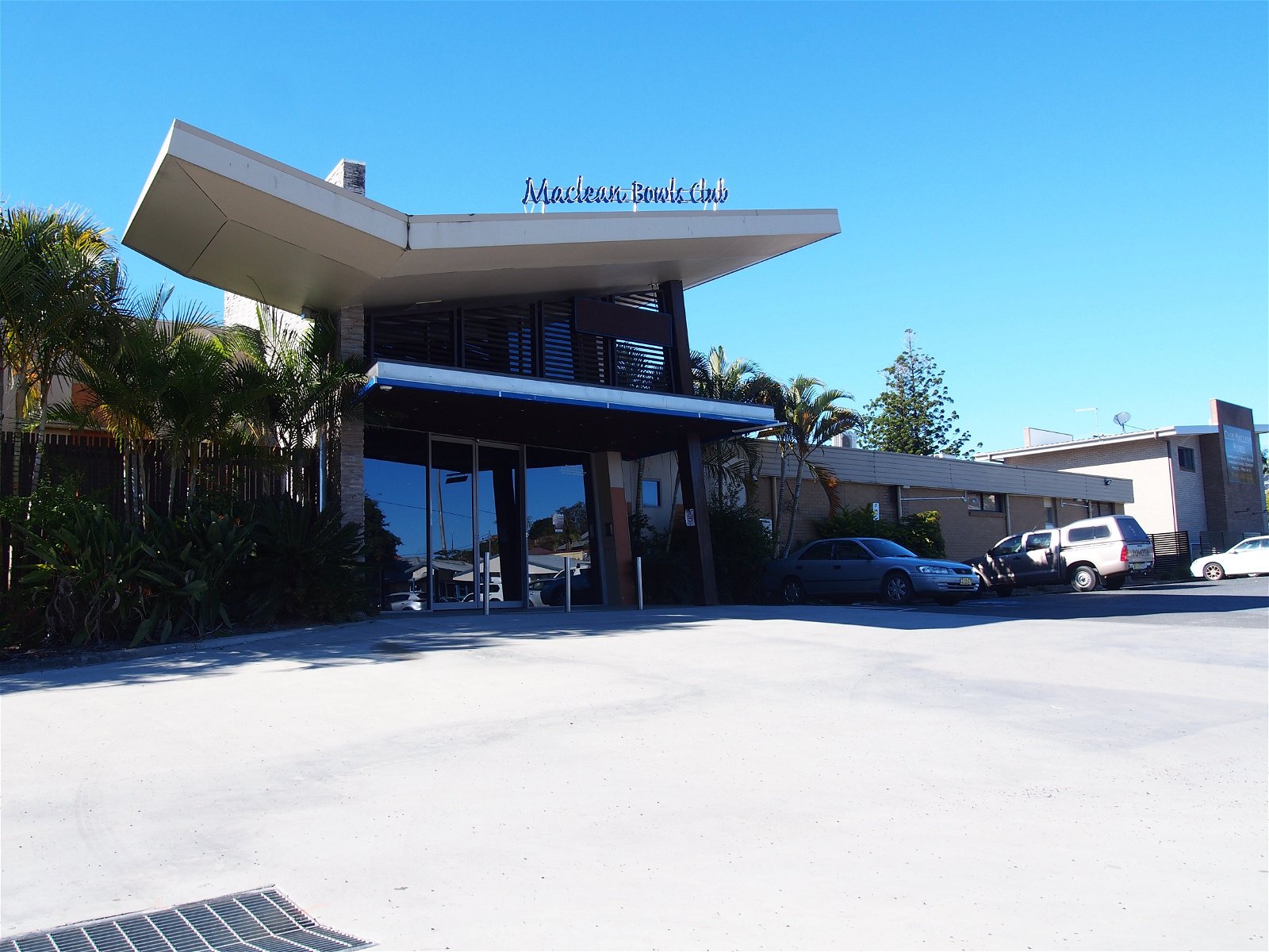 Maclean Bowling Club - Food Delivery Shop