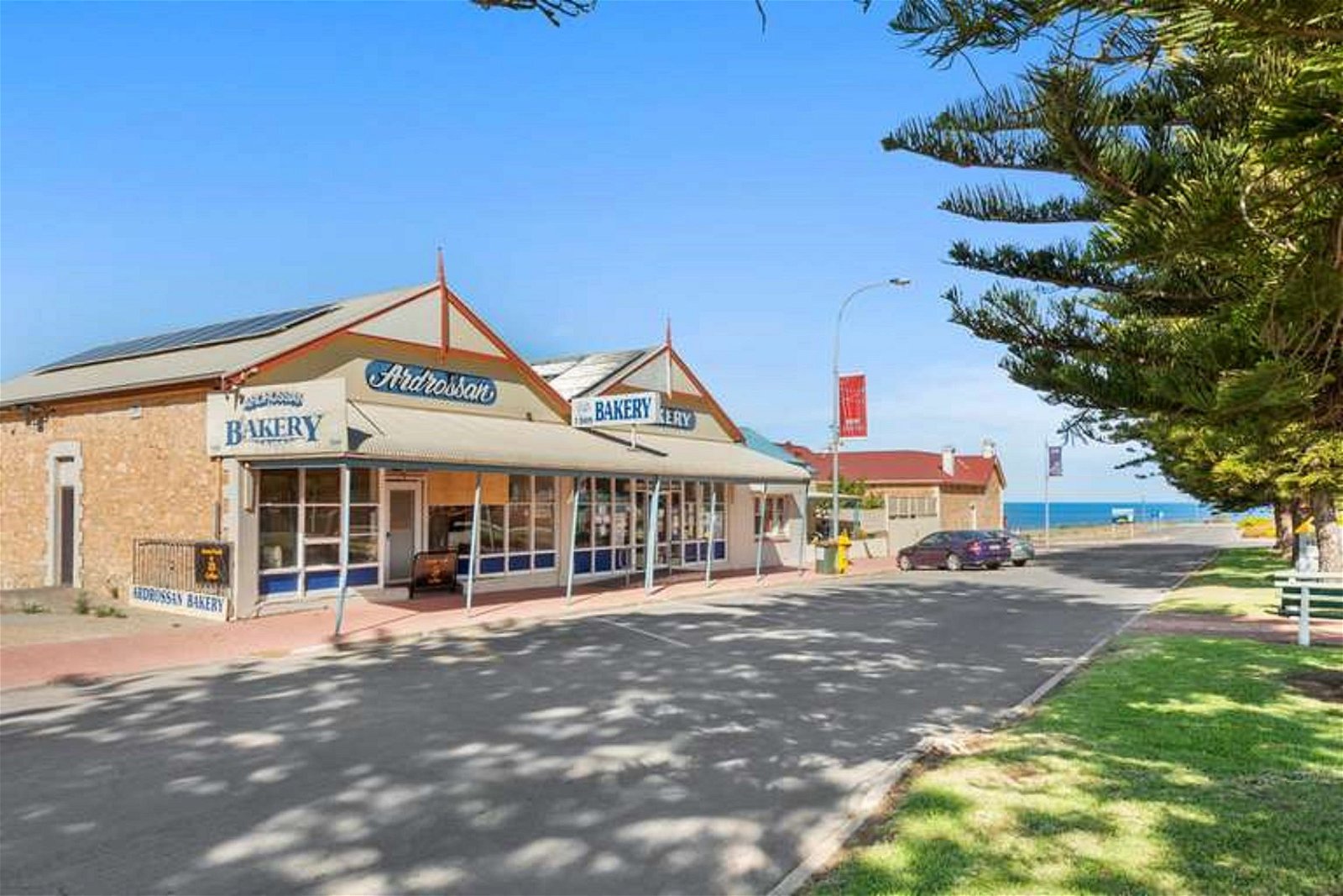 Ardrossan Bakery - Broome Tourism