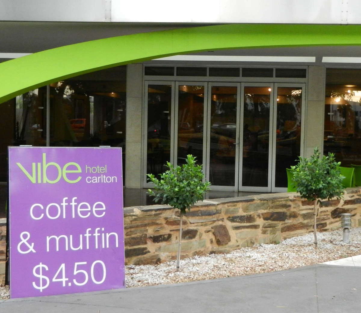Curve Restaurant  Bar - Northern Rivers Accommodation