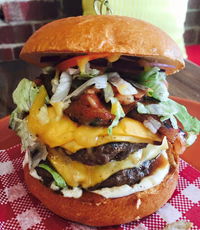 Mum's Burger Kitchen - Tourism Caloundra