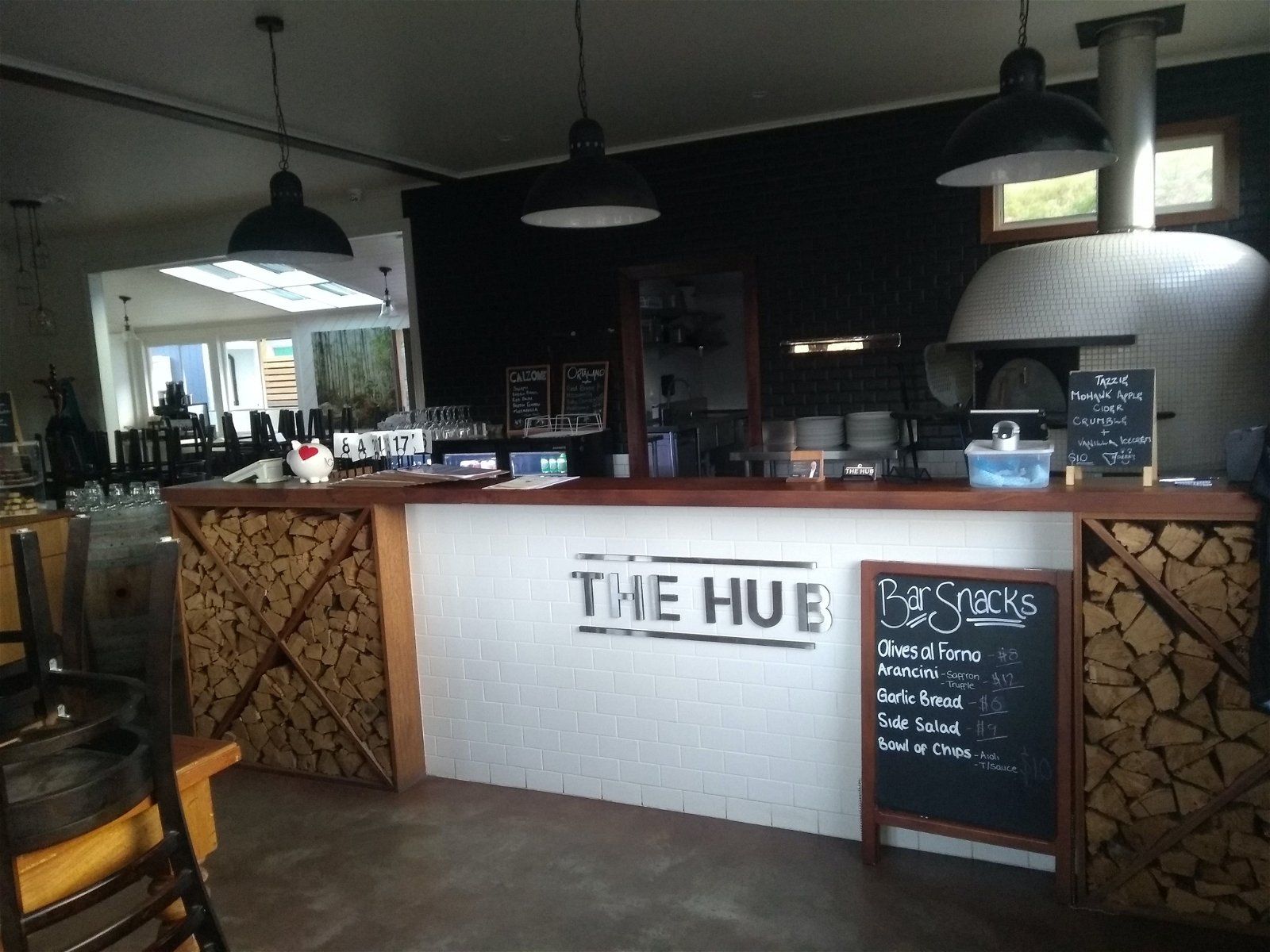 The Hub - Pizza And Beer - Timeshare Accommodation 1