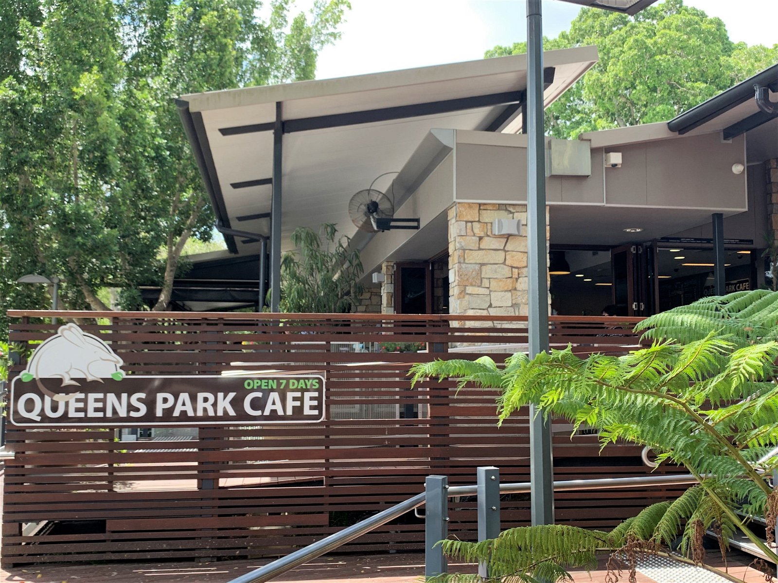 Queens Park Cafe - Broome Tourism