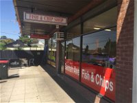 Batman Ave Fish And Chips - Pubs Sydney