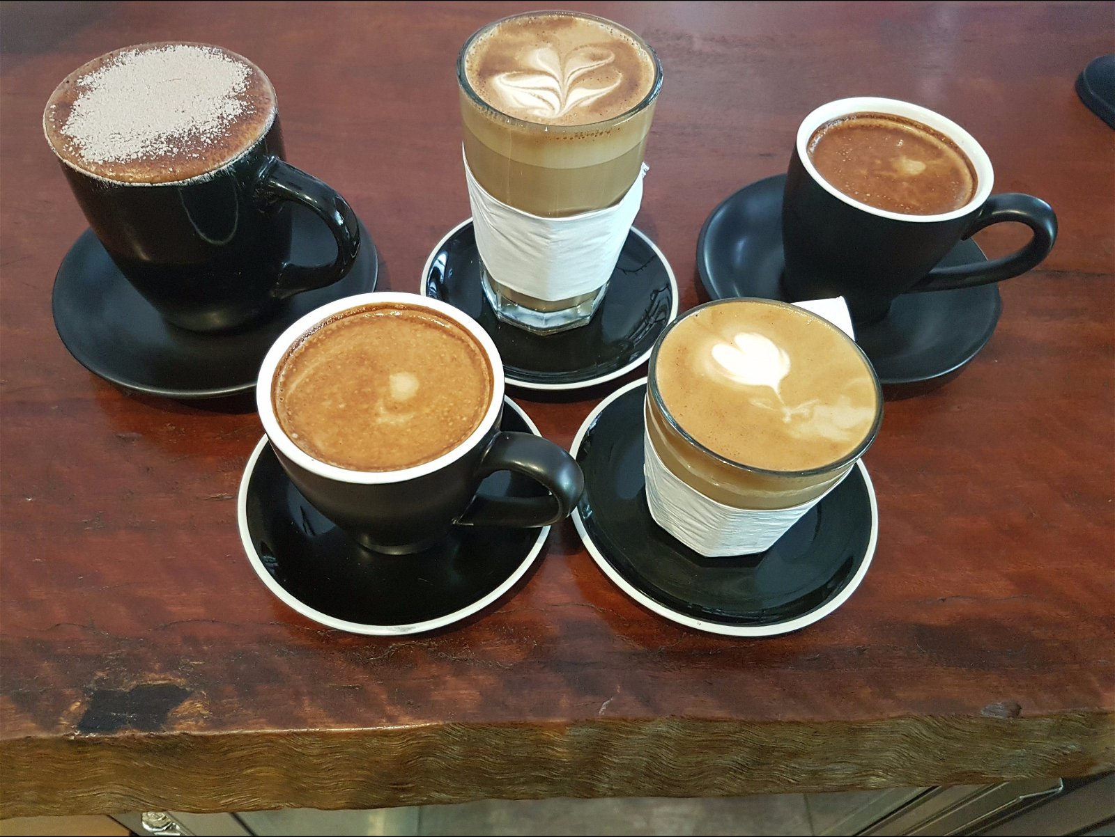 Crema Lovers Cafe - Accommodation in Surfers Paradise
