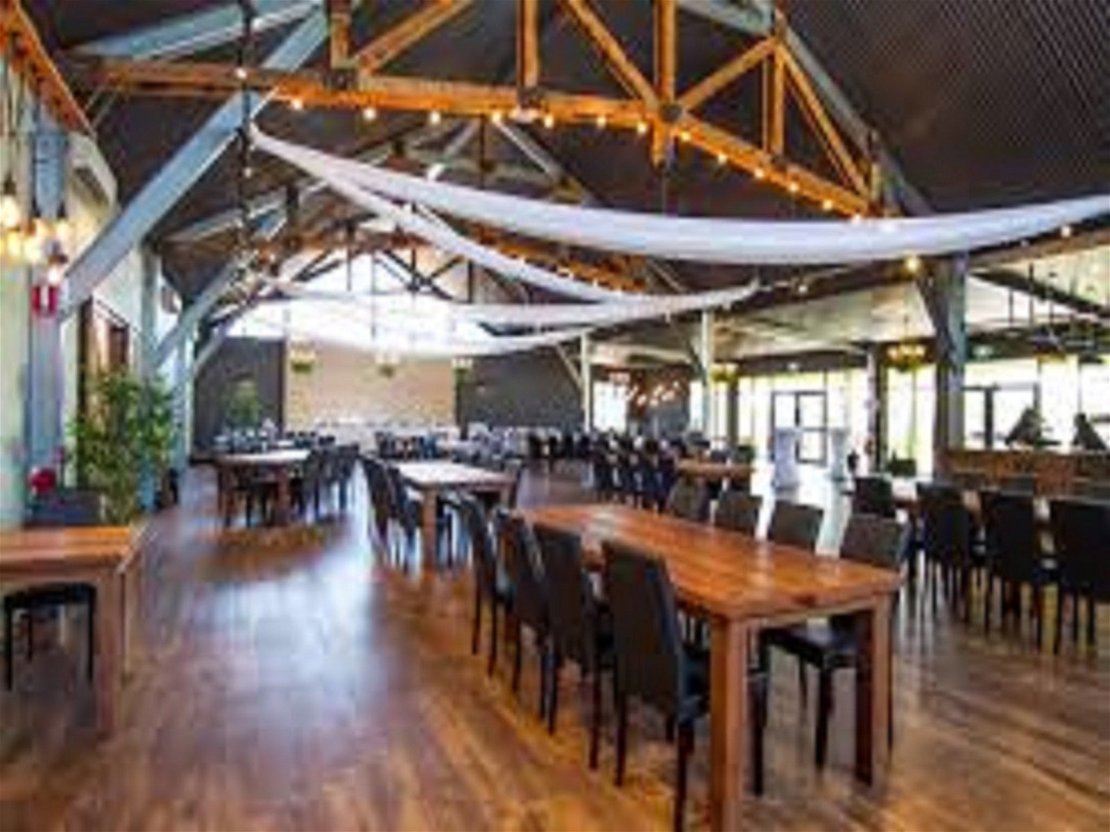 Dubbo Rhino Lodge Restaurant And Bar - Restaurant And Bar Closed Until Further Notice - thumb 1